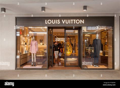 louis vuitton sede veneto|louis vuitton venezia san marco.